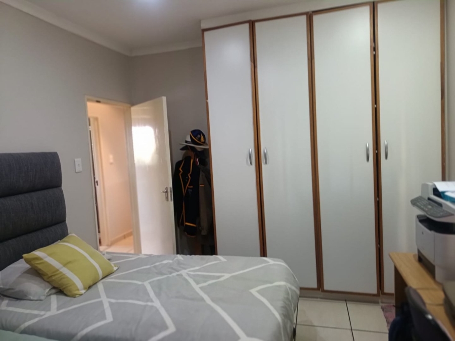 2 Bedroom Property for Sale in Rhodesdene Northern Cape